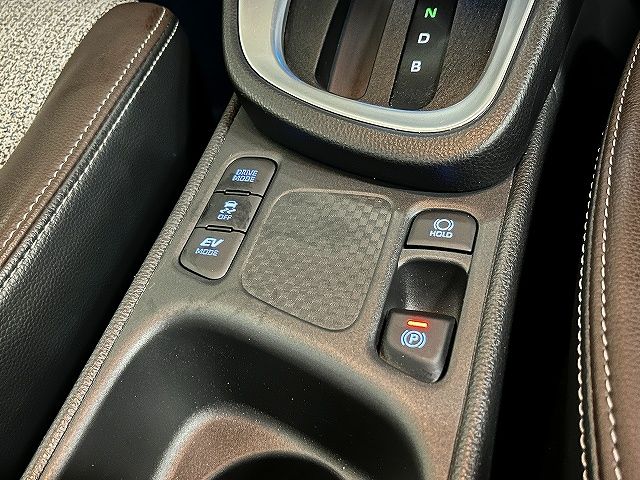 TOYOTA YARIS CROSS HYBRID 2022 Image 31