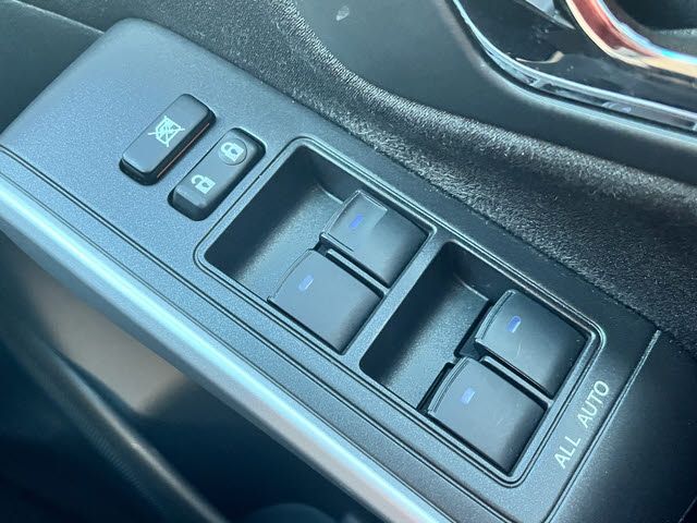 TOYOTA SAI 2015 Image 31