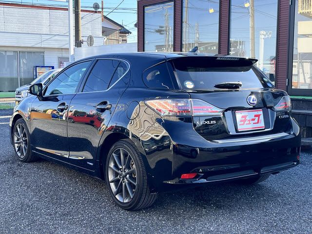 TOYOTA LEXUS CT200H 2012 Image 31