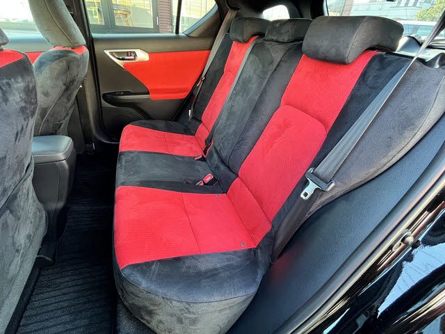 TOYOTA LEXUS CT200H 2012 Image 31