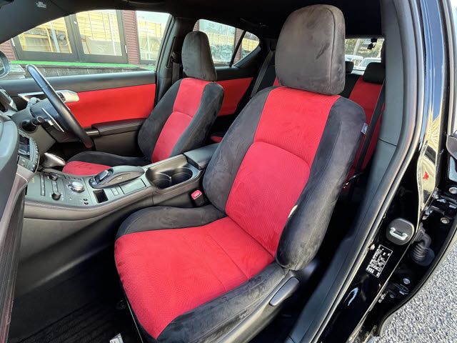 TOYOTA LEXUS CT200H 2012 Image 31