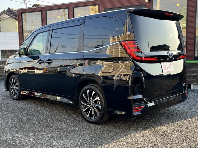 TOYOTA NOAH HYBRID 2025 Image 31