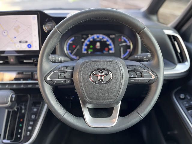 TOYOTA NOAH HYBRID 2025 Image 31