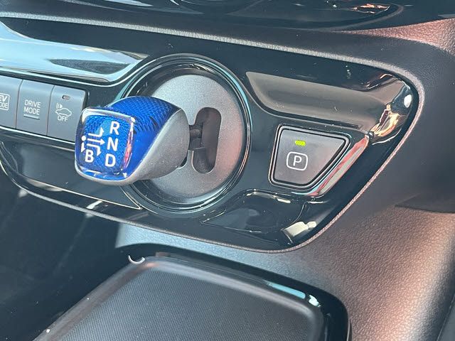 TOYOTA PRIUS 2019 Image 31