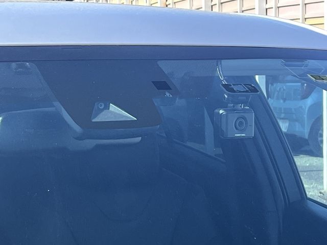 TOYOTA PRIUS 2019 Image 31
