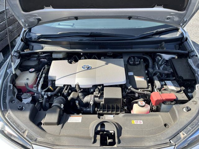 TOYOTA PRIUS 2019 Image 31