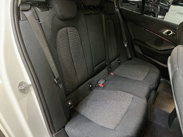 BMW 1SERIES 2021 Image 31
