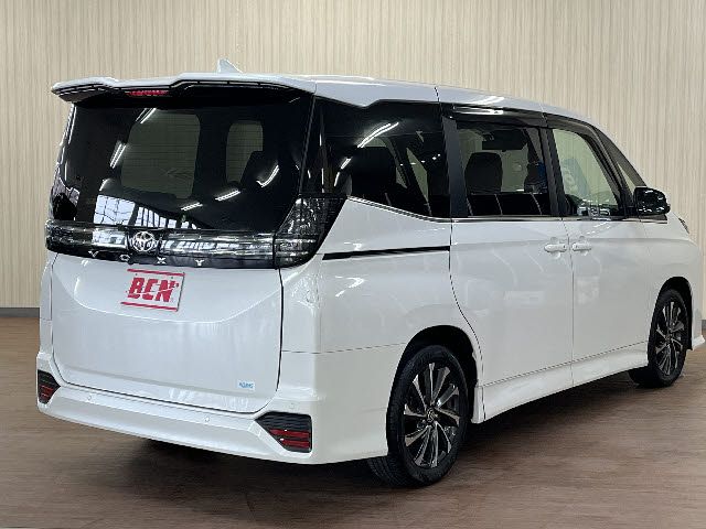 TOYOTA VOXY 2023 Image 31