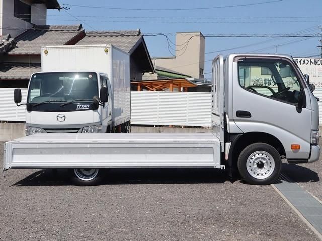 TOYOTA DYNA 2022 Image 31