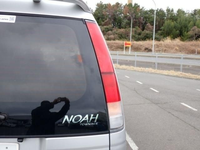 TOYOTA TOWNACE NOAH 2001 Image 31