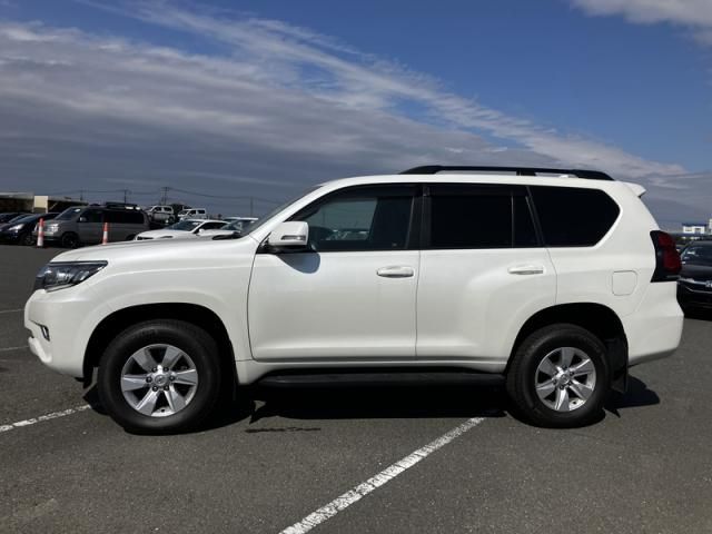 TOYOTA LANDCRUISER PRADO 2021 Image 31