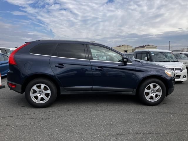 VOLVO XC60 2012 Image 31