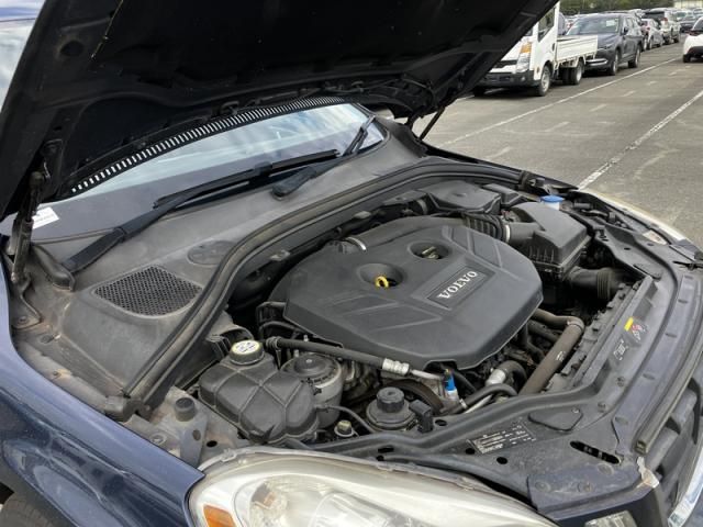 VOLVO XC60 2012 Image 31