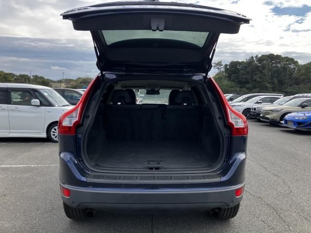 VOLVO XC60 2012 Image 31