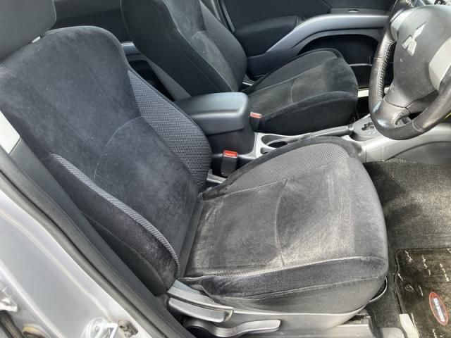 MITSUBISHI OUTLANDER 2WD 2011 Image 31