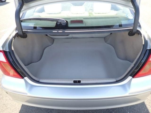 TOYOTA PREMIO 2003 Image 31