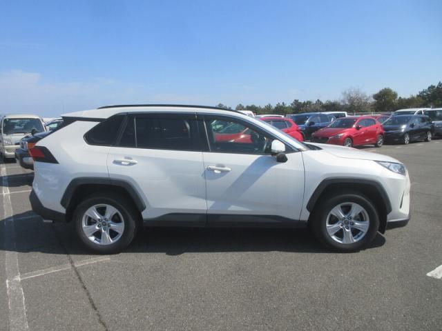 TOYOTA RAV4 2WD 2019 Image 31