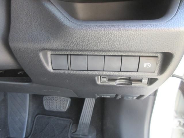 TOYOTA RAV4 2WD 2019 Image 31