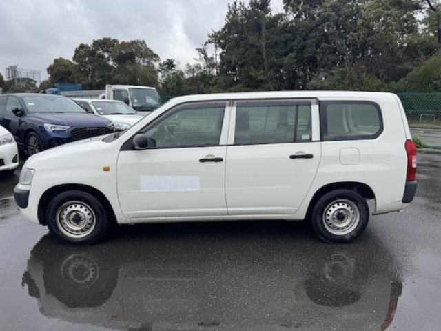 TOYOTA  2014 Image 31