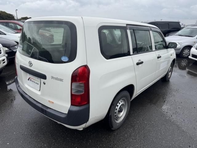 TOYOTA  2014 Image 31