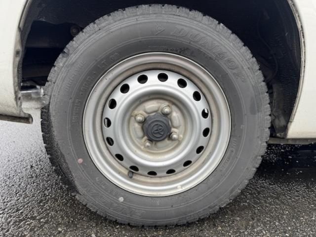 TOYOTA  2014 Image 31