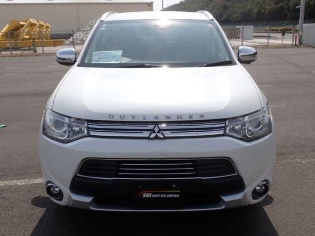 MITSUBISHI OUTLANDER PHEV 2015 Image 31