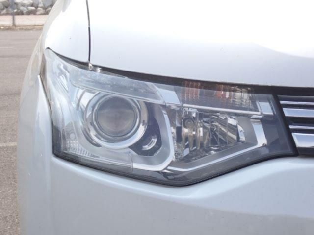 MITSUBISHI OUTLANDER PHEV 2015 Image 31