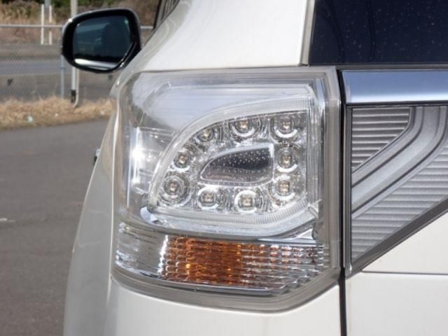 MITSUBISHI OUTLANDER PHEV 2015 Image 31