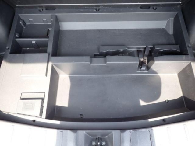 MITSUBISHI OUTLANDER PHEV 2015 Image 31