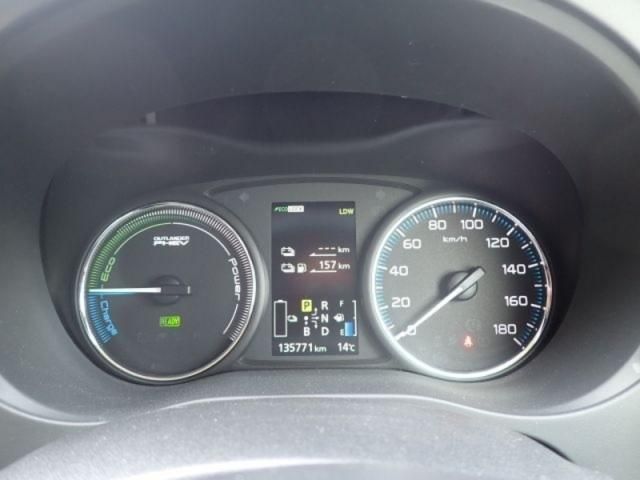 MITSUBISHI OUTLANDER PHEV 2015 Image 31