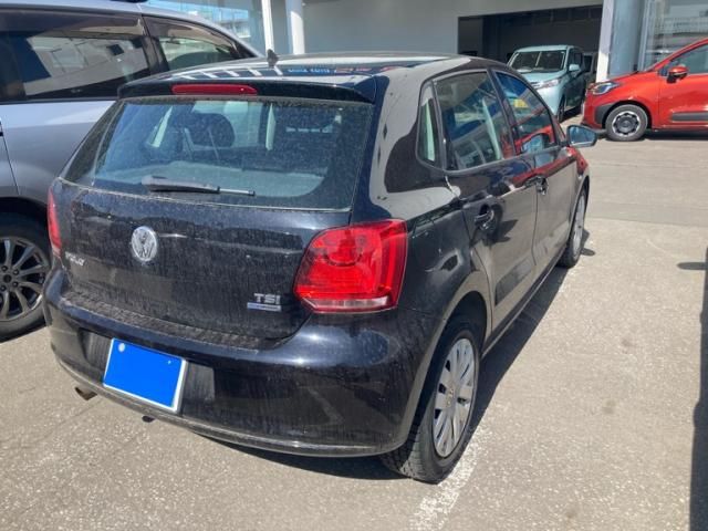 VOLKSWAGEN POLO 2013 Image 31