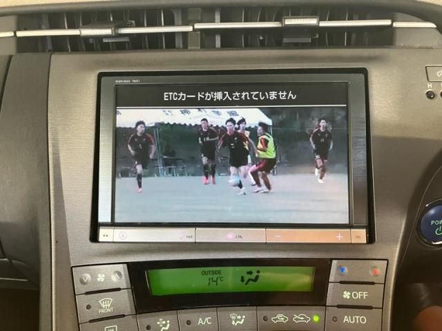 TOYOTA PRIUS 2012 Image 31