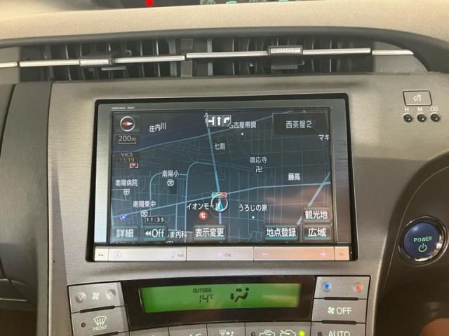 TOYOTA PRIUS 2012 Image 31