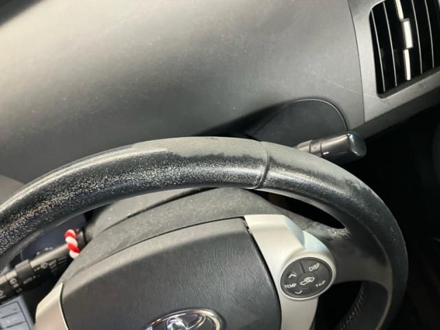 TOYOTA PRIUS 2012 Image 31