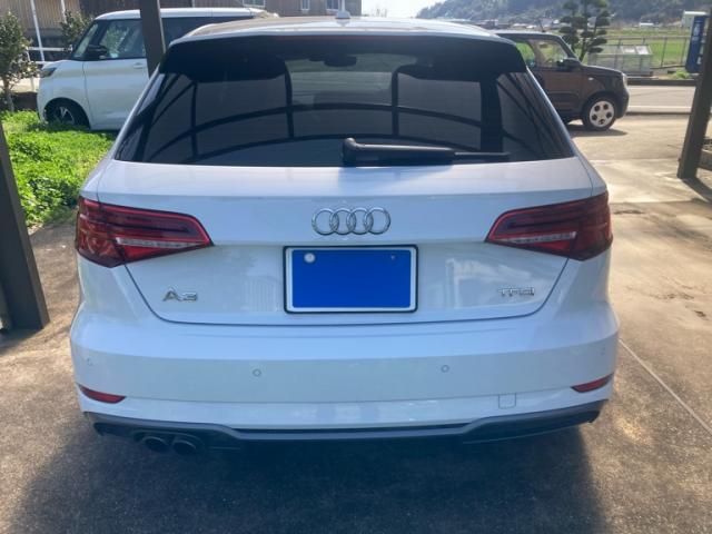 AUDI A3 SPORTBACK 2018 Image 31