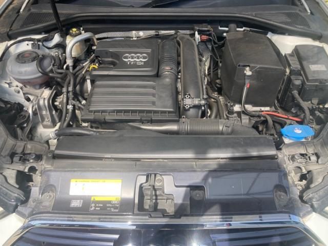 AUDI A3 SPORTBACK 2018 Image 31