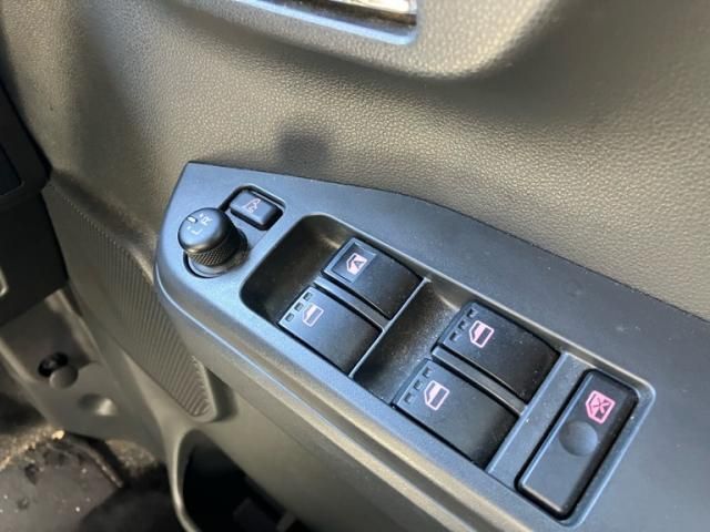 DAIHATSU WAKE 4WD 2015 Image 31