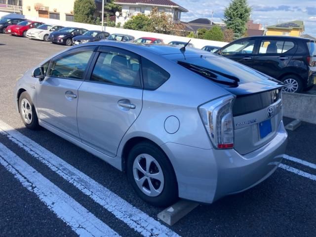 TOYOTA PRIUS PHV 2012 Image 31