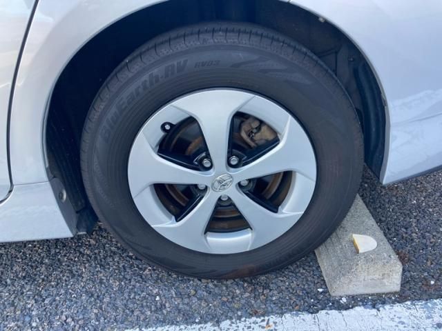 TOYOTA PRIUS PHV 2012 Image 31