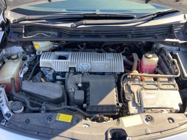 TOYOTA PRIUS PHV 2012 Image 31