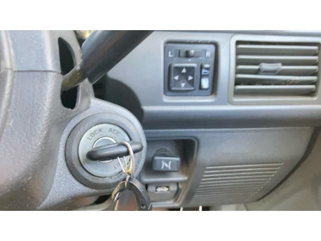 MITSUBISHI PAJERO WAGON 1992 Image 31