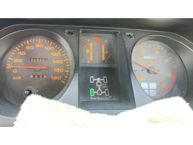 MITSUBISHI PAJERO WAGON 1992 Image 31