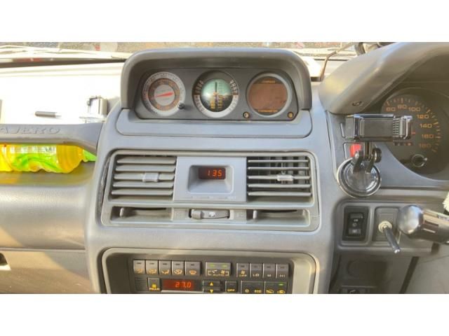 MITSUBISHI PAJERO WAGON 1992 Image 31