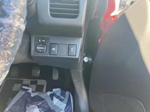 DAIHATSU COPEN 2018 Image 31