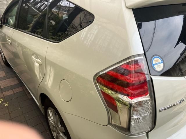 TOYOTA PRIUS ALPHA 2015 Image 31