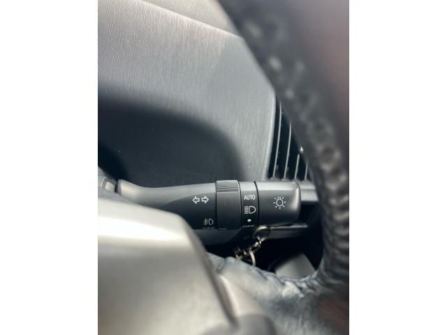 TOYOTA PRIUS ALPHA 2015 Image 31