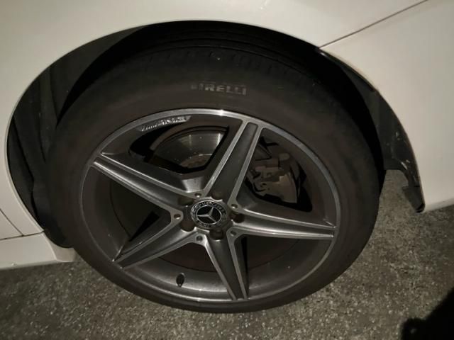 MERCEDES BENZ C CLAS 2018 Image 31