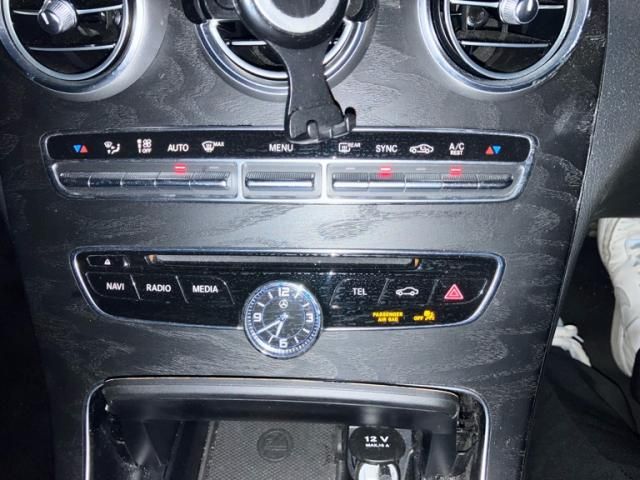 MERCEDES BENZ C CLAS 2018 Image 31