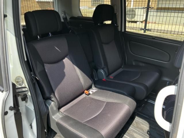 NISSAN SERENA  WG 2012 Image 31