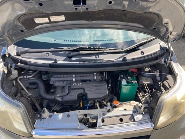 DAIHATSU MOVE CUSTOM 4WD 2013 Image 31